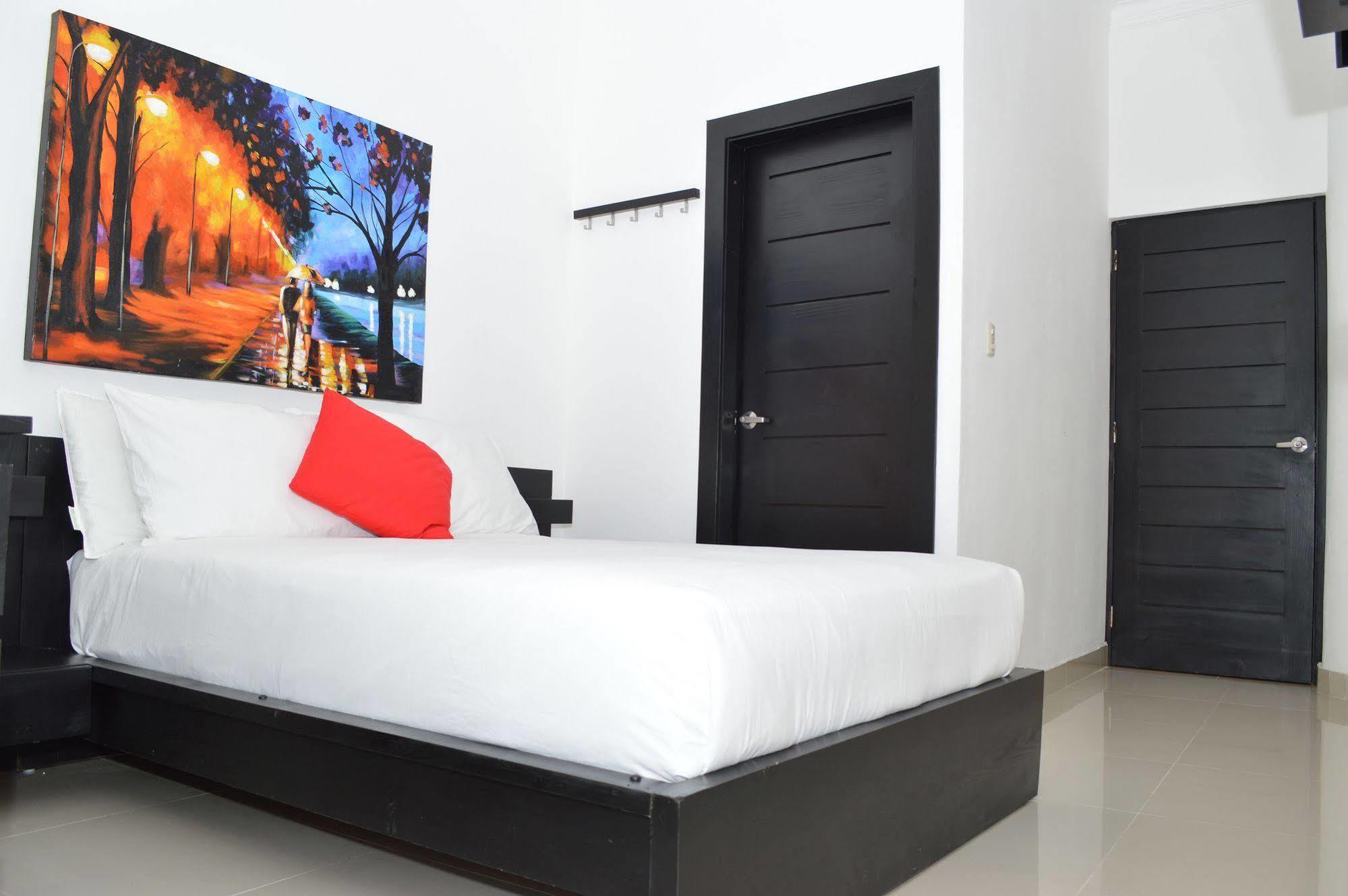 Hotel Merey Santo Domingo Exterior photo